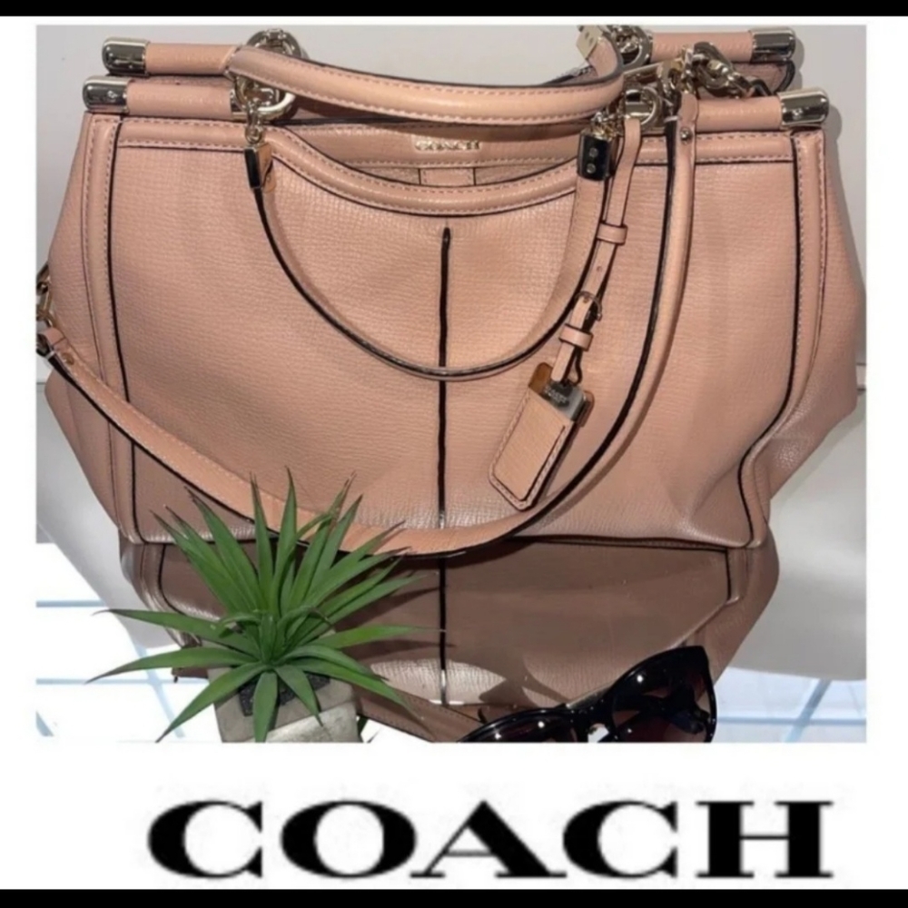Madison Coach handbag, from Coach's top luxury line Retails for $950!!!